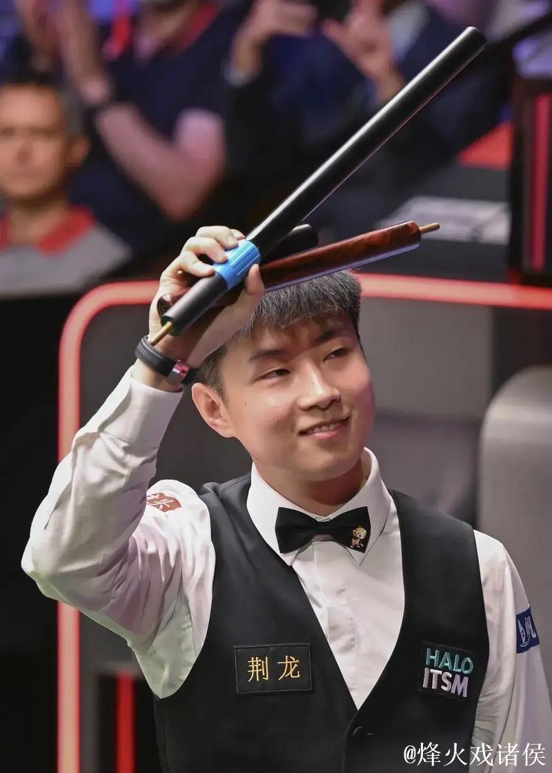 赵心童以5-2战胜王信伯 顺利晋级斯诺克西安大奖赛正赛 赵心童以5-2战胜王信伯 顺利晋级斯诺克西安大奖赛正赛