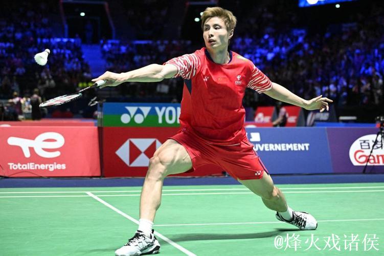 石宇奇直落两局击败朱利安 挺进羽毛球世锦赛男单16强 石宇奇直落两局击败朱利安 挺进羽毛球世锦赛男单16强